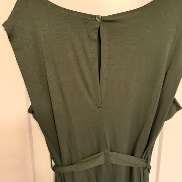 MAX STUDIO Olive Green Cap Sleeve Wide Leg Jumpsuit — Size XL - Picture 9 of 11